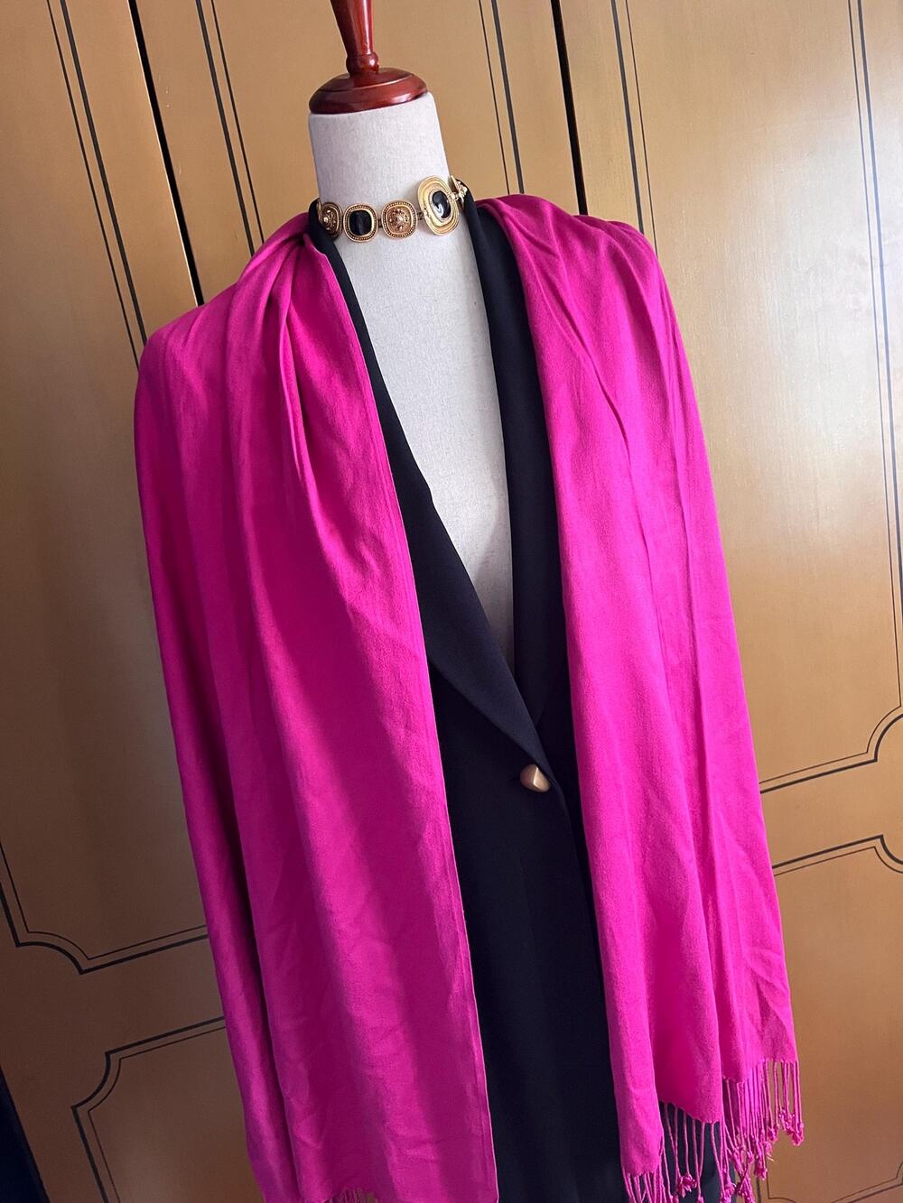 Fringed shawl in hot pink